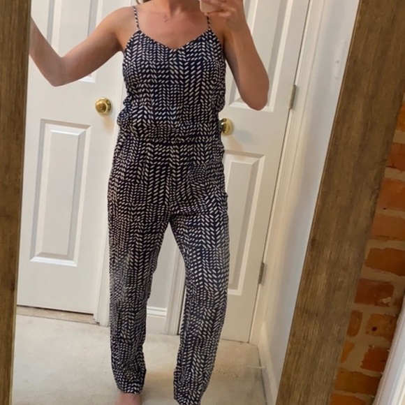 LOFT Pants - LOFT Navy Blue, White Modern Pattern Relaxed Fit Thin Strap Jumpsuit Size Medium